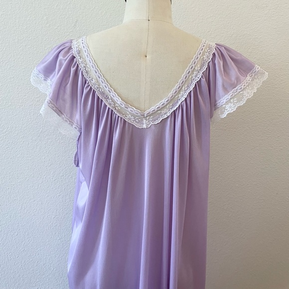 Erica Loren Intimates & Sleepwear Vintage Erica Loren Lavender